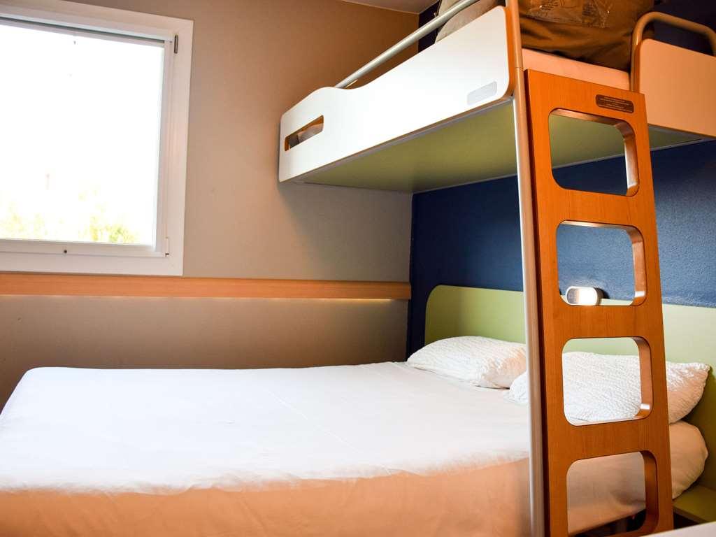 ibis budget Rodez Hotel Kamer foto