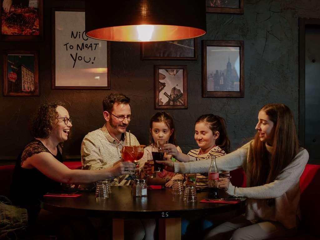 ibis budget Rodez Restaurant foto
