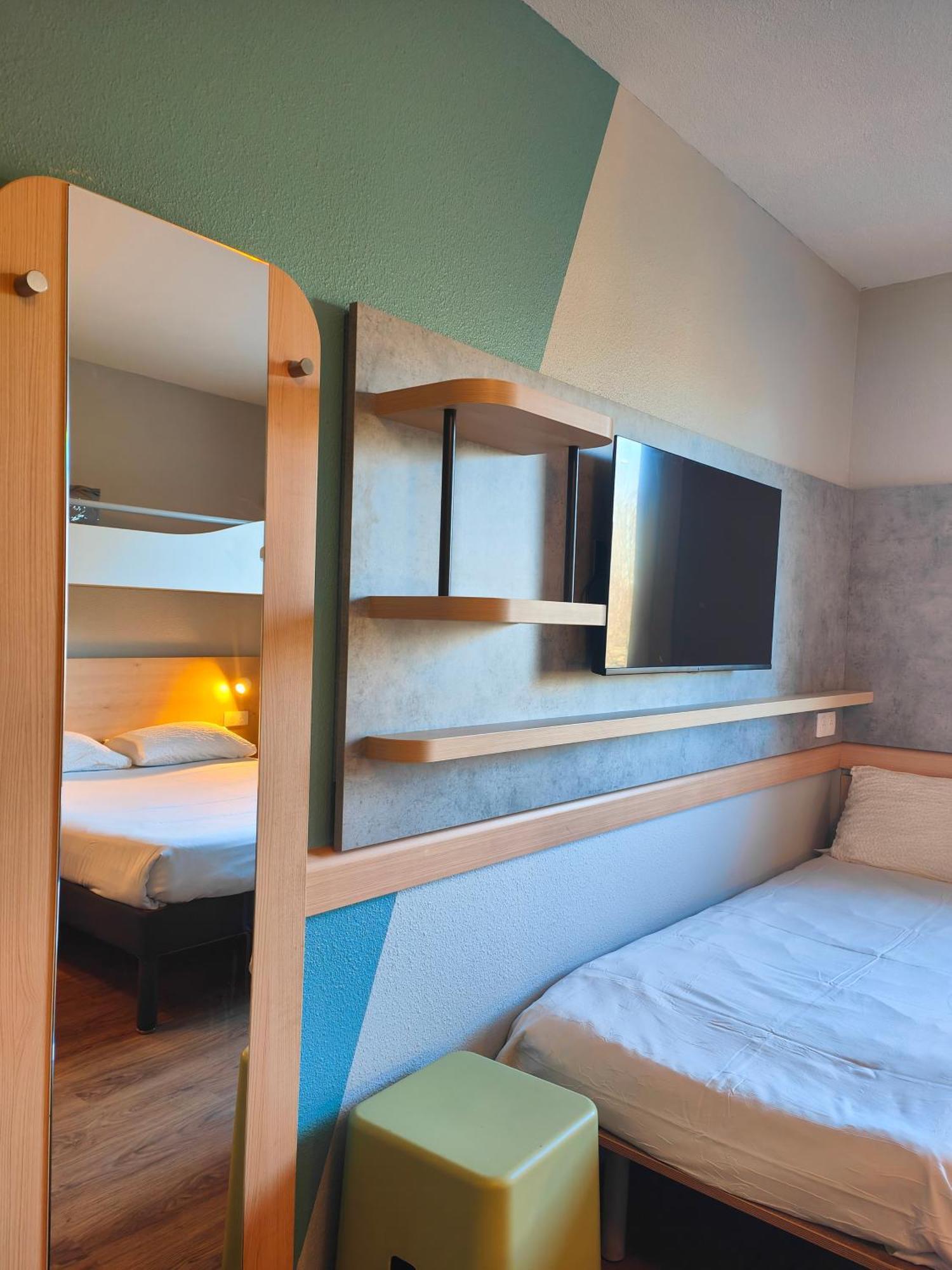 ibis budget Rodez Buitenkant foto