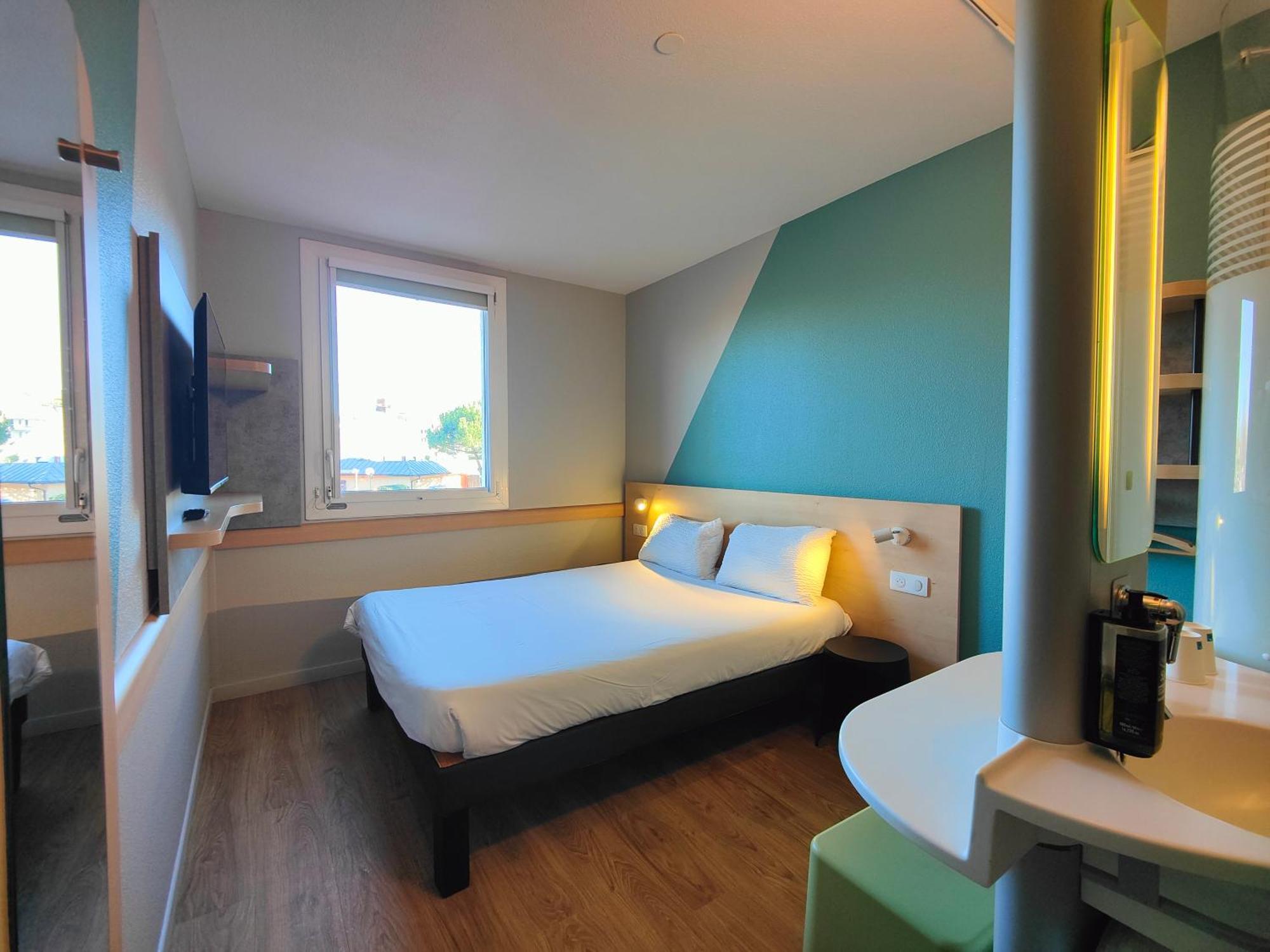 ibis budget Rodez Buitenkant foto